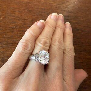 Diamonique 35th Anniversary Oval 100-Facet Cut 5.18 carats Sterling Ring - 5